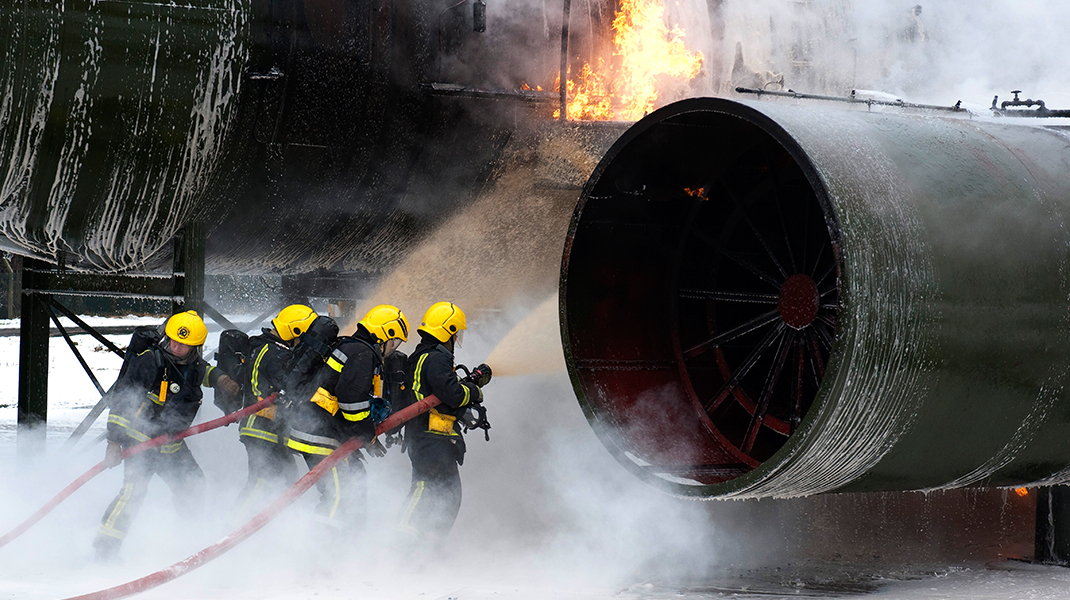 Page-5sup-1070 Page-5sup-1070